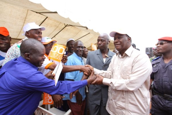 De retour de tournée : ADO échappe à un accident